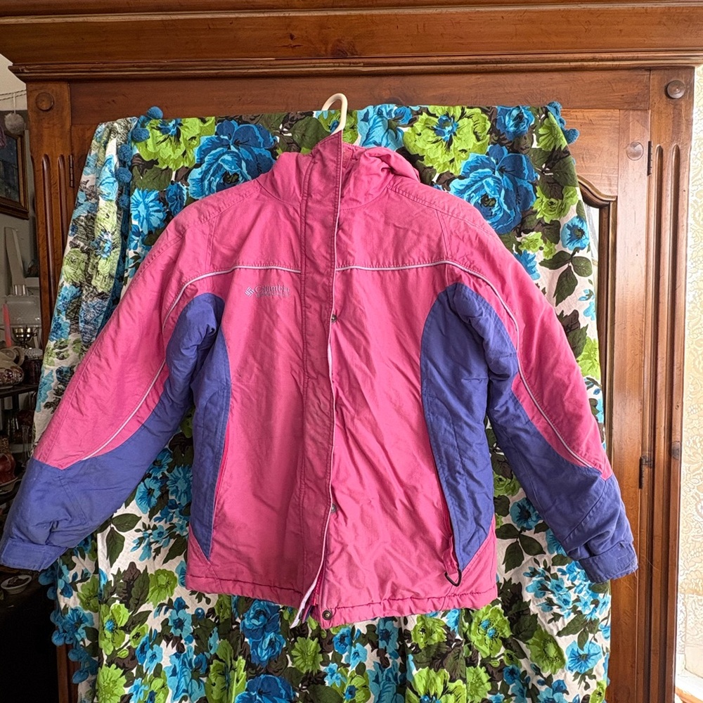 Columbia youth as 14/16 pink and purple coat
